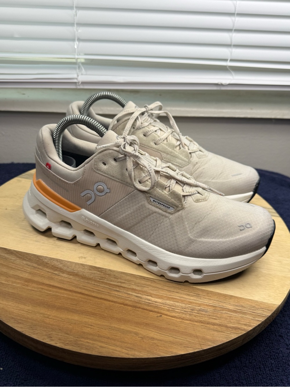 On CloudRunner 2 (Women’s 7)